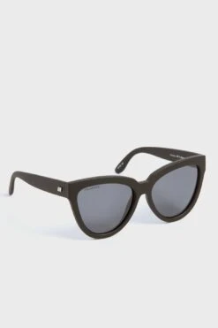 Le Specs Black Liar Lair Sunglasses 10 Le Specs Black Liar Lair Sunglasses -Urban Motion 3j6LlDATQFVD6dOxMdaYjbrybXY2wwk9 1