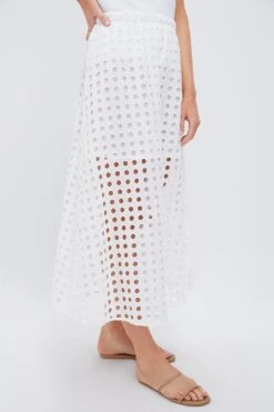 White Cotton Eyelet Eve Skirt -Urban Motion 6zsKLYY08yV0NtuUmLKlSWKzghUpEPiW 1