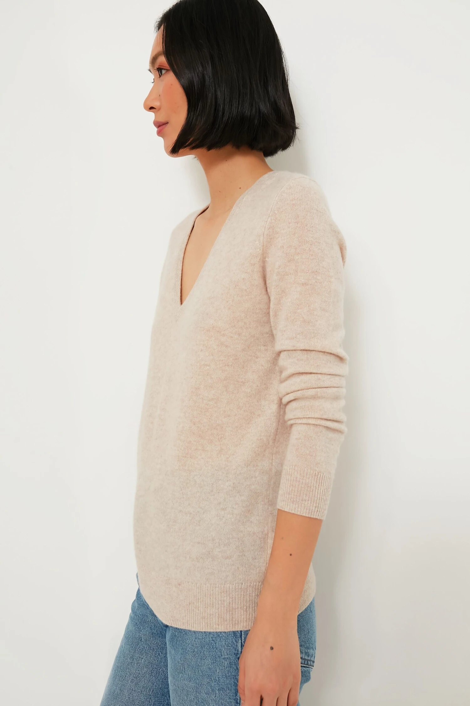 Sandstone Cashmere V-Neck Sweater 5 Sandstone Cashmere V-Neck Sweater - Image 3