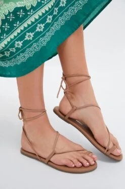 Hazelton Jo Sandals 13 Hazelton Jo Sandals -Urban Motion 9lMuYVL3NqCqg6M2yR9zV1Ajnt5Na9kB 1