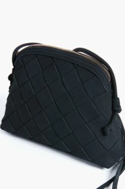 Black Calista Woven Crossbody 10 Black Calista Woven Crossbody -Urban Motion EWi2TwSOunOBTsv1Zh1LGRLRcjAmV9dr 1