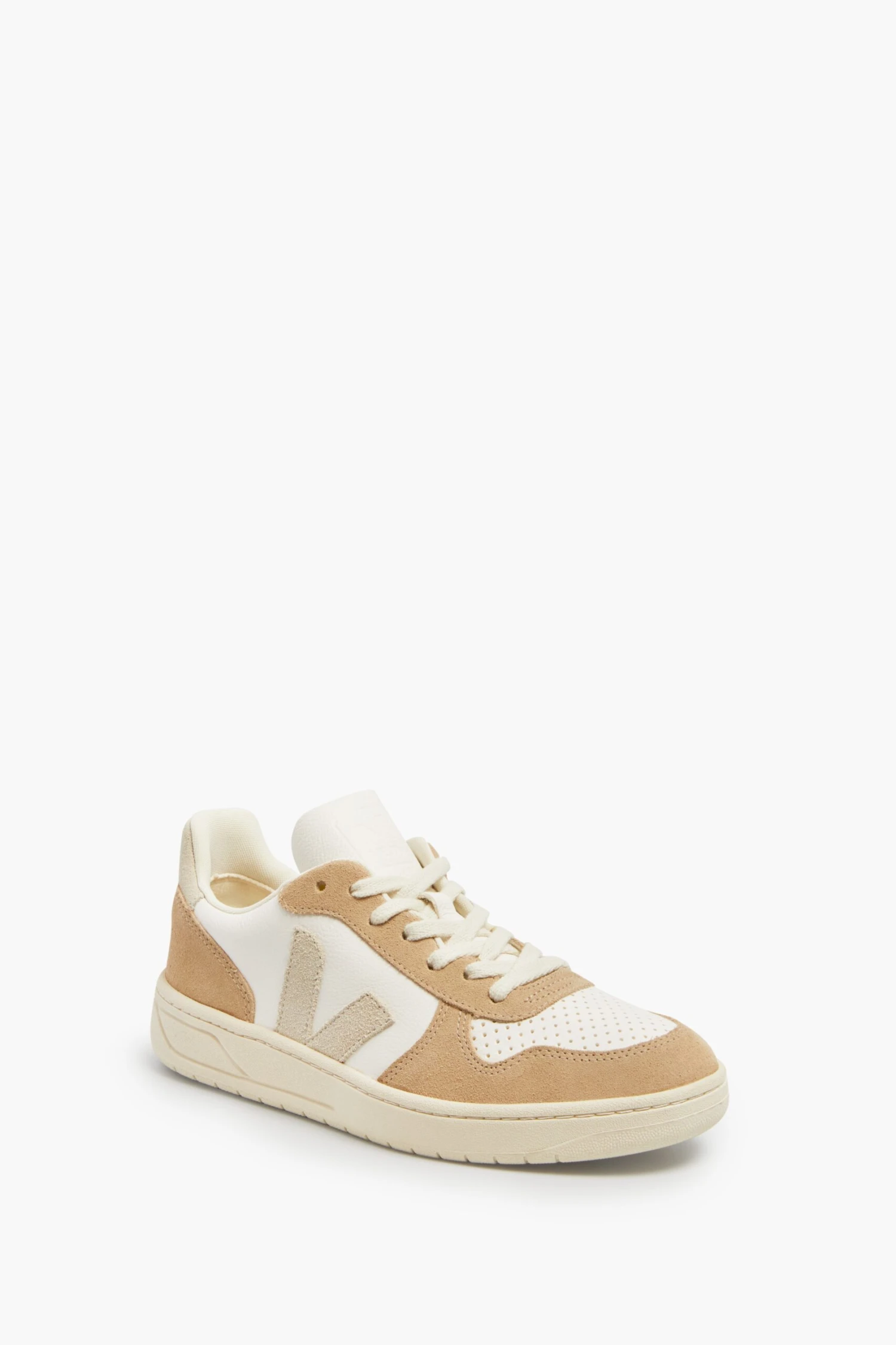 Veja Extra White Natural Sahara V-10 Sneakers 3 Veja Extra White Natural Sahara V-10 Sneakers
