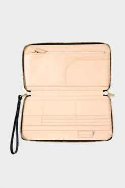 Black Croc Travel Wallet 9 Black Croc Travel Wallet -Urban Motion Hfu4A7tQ5CtNgPaAx6aUyskIghrpPYDA 1