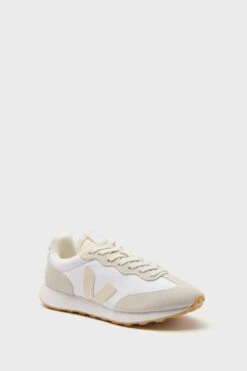 Veja White Pierre Rio Branco II Sneakers