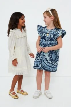 Exclusive Blue Charlough Print Flutter Sleeve Dress 13 Exclusive Blue Charlough Print Flutter Sleeve Dress -Urban Motion O3B8vSIFll7mEpGXEE0Y5ssas9OiAs1D 1