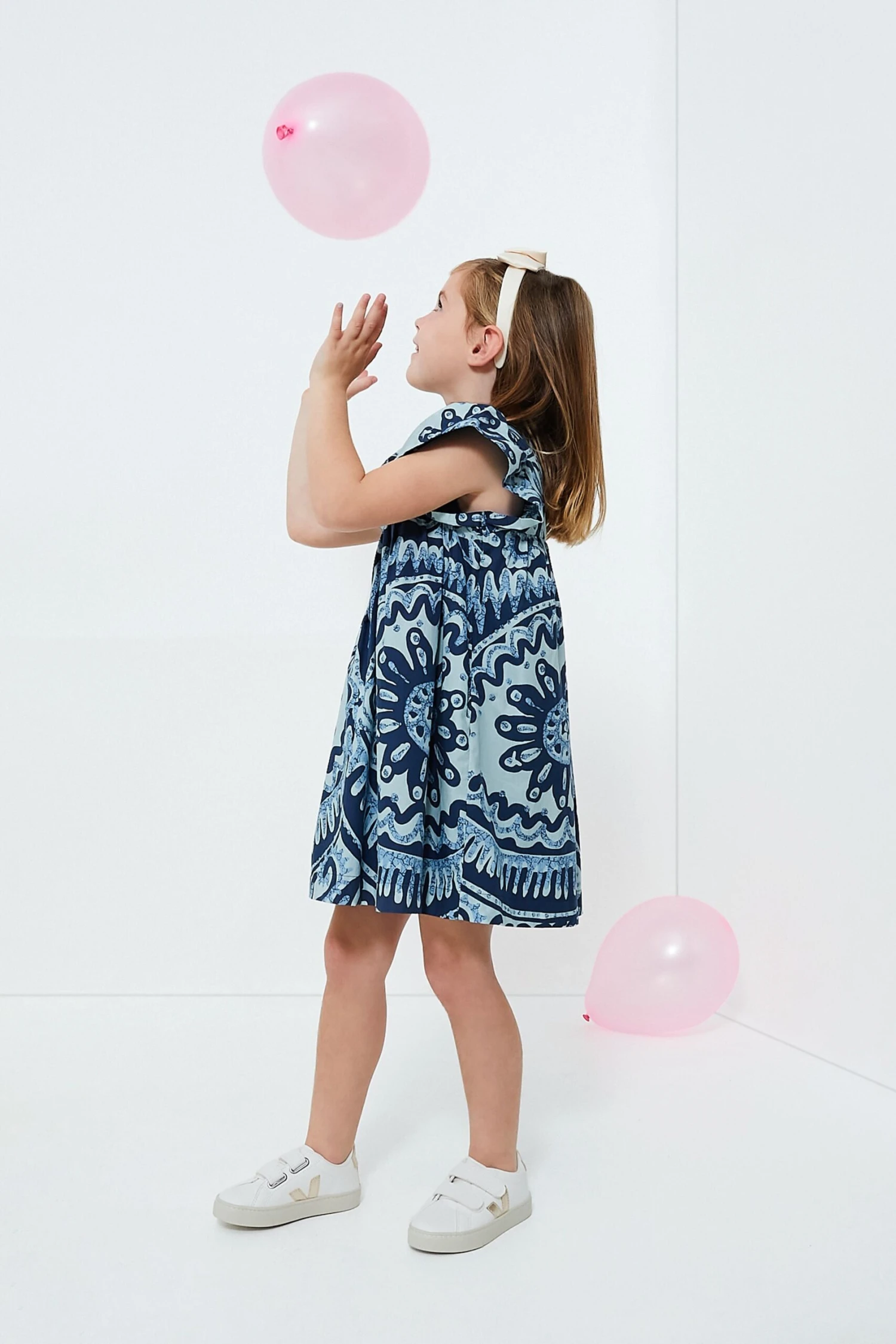 Exclusive Blue Charlough Print Flutter Sleeve Dress 5 Exclusive Blue Charlough Print Flutter Sleeve Dress - Image 3