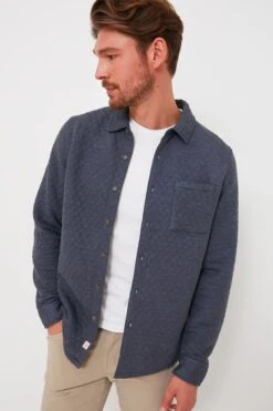 Marine Layer Navy Heather Oatmeal Corbet Quilted Overshirt -Urban Motion OTZwRhKqur6mnlivFqCXe2oqW0RVL1IA 1