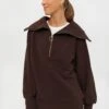 Varley Coffee Bean Vine Half Zip -Urban Motion To1uzADezkGt9P09fvYO0twAefF4HSSD 1