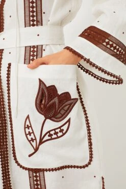 Antique White And Chocolate Embroidered Tulip Dress -Urban Motion XtYliGimQs0QZxGVKSGcuIiBNXs3itEU 1