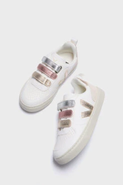 Veja Kids Multicolor Extra White Shiny Small V-10 Sneakers 11 Veja Kids Multicolor Extra White Shiny Small V-10 Sneakers -Urban Motion YG8bv0XsyL14TFNjbWtVLE8l6M33i6Sn 1