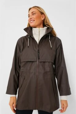 Varley Dark Truffle Alyssa Rain Jacket -Urban Motion YKM7XCpLz3hs4MNSlbZvaSYjkWQ5huqQ 1