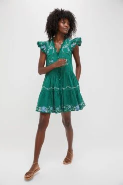 Exclusive Green Vesna Tunic Dress -Urban Motion dSpAJyEZDHBxnjYhytDROKW6K4jmlHb1 1