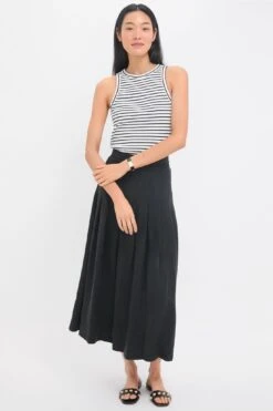 Black Atelier Pleated Maxi Skirt -Urban Motion kFpWeEzxwBuqvS9E2TTeLlbC9Vw3sE6Z 1