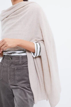 Oat Cashmere Blanket Scarf -Urban Motion nlrSq7bYnKhNlDNBwBhD9bsHfbZtl8eF 1