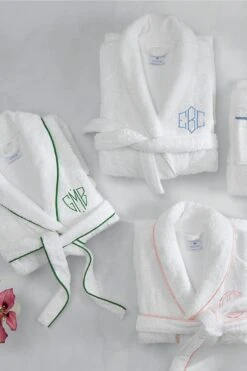 Azure Cairo Robe -Urban Motion oEfoiovFfpc3N4nzDIjw8z8m2Bhudurj 1