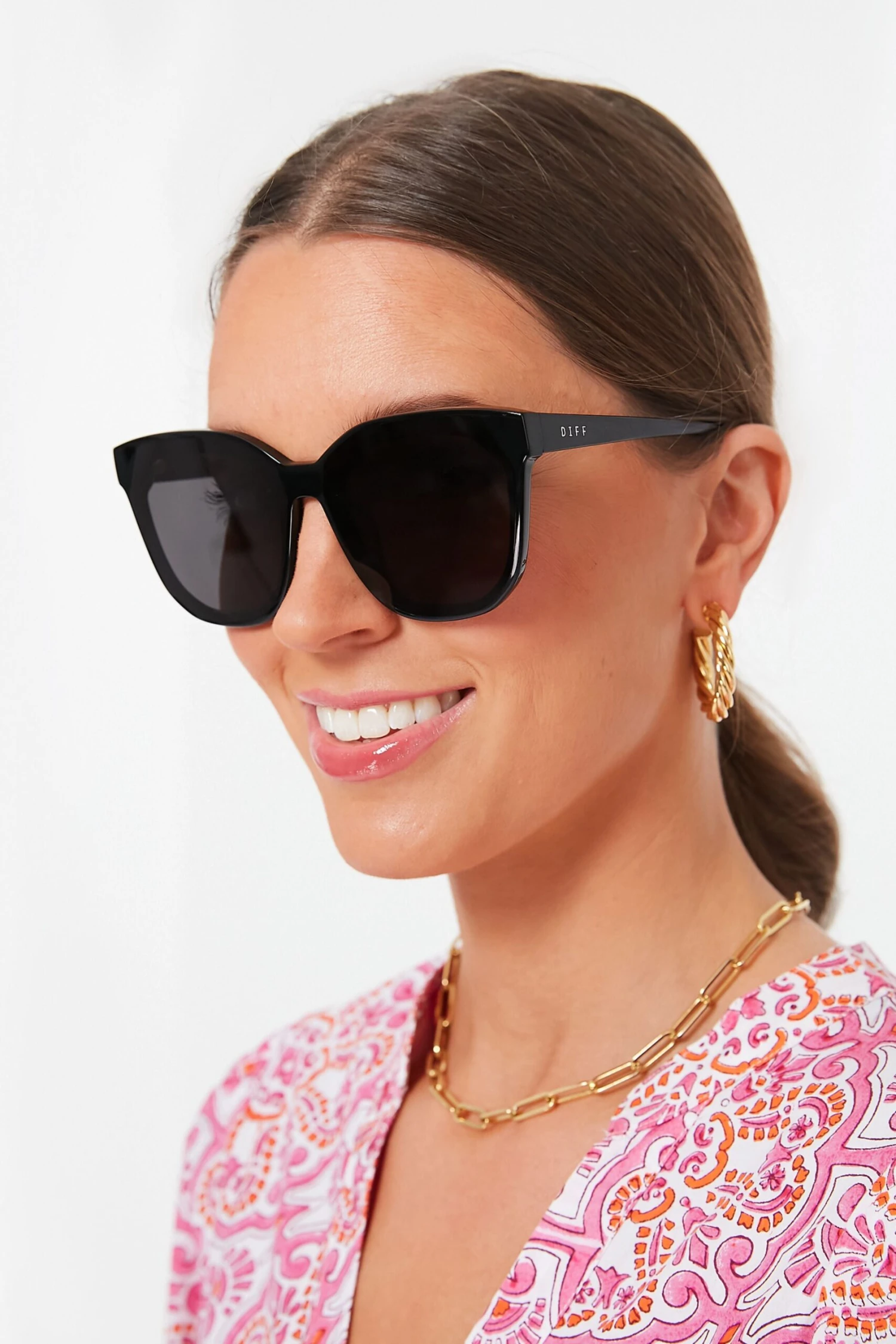 Black And Grey Gia Sunglasses 4 Black And Grey Gia Sunglasses - Image 2