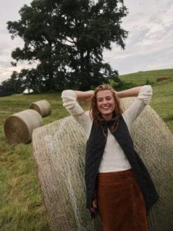 Black Barbour X Tuckernuck Reversible Paisley Liner -Urban Motion v36gIfWCriTjKbOpQ0I5U1vclSVyilsh 1