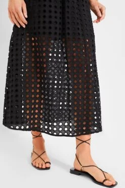 Black Cotton Eyelet Eve Skirt -Urban Motion vAKIsolOVa8SqRDeDMn5H1D0IRVjh5q2 1