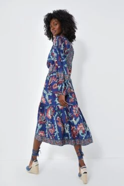 Rose Rory Print Long Sleeve Dress With Belt -Urban Motion w20MRfR1FBFMVqAGenSaQdSKkqeSJPfI 1