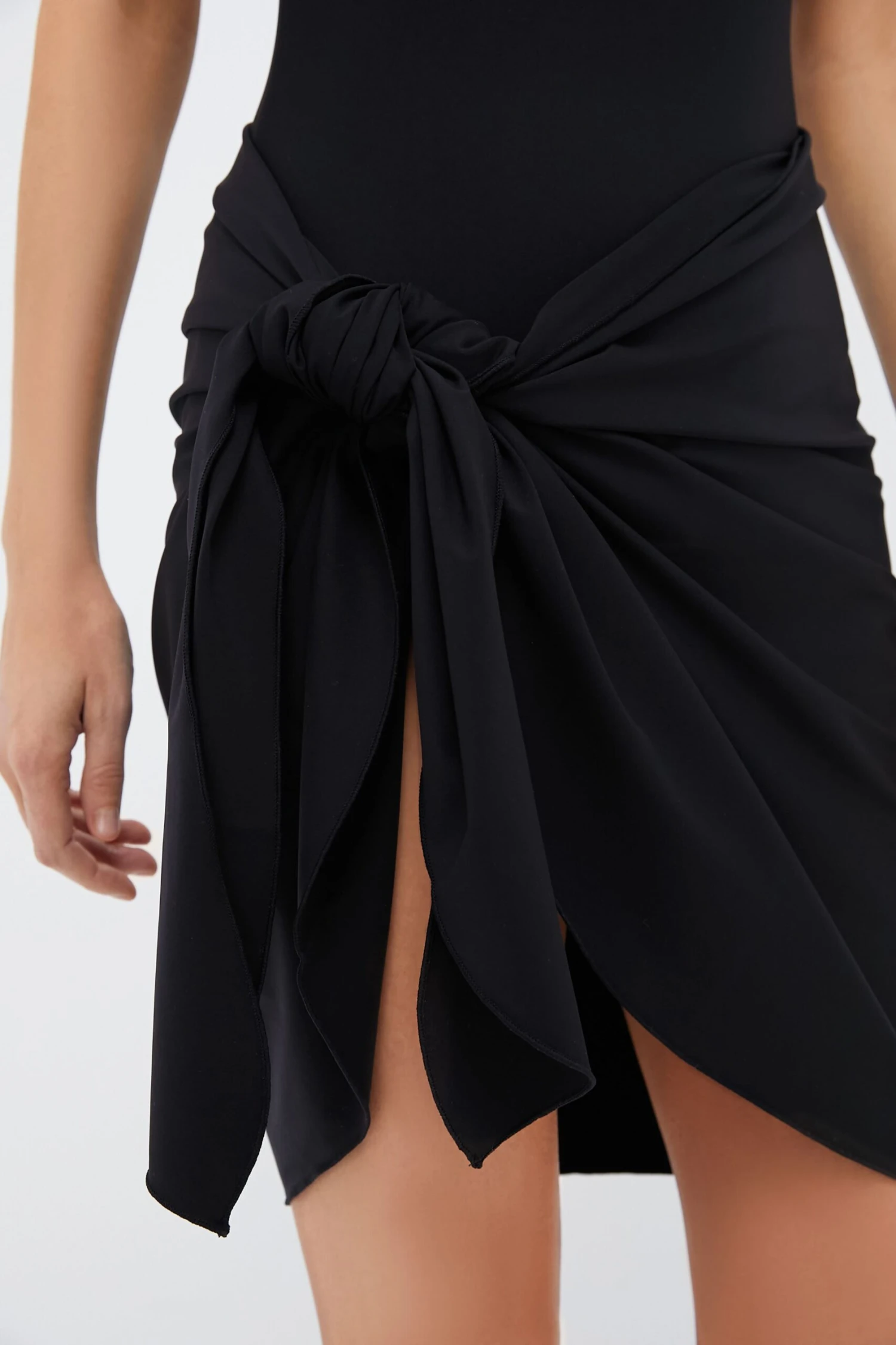 Caviar Dreamsculpt Swim Sarong 7 Caviar Dreamsculpt Swim Sarong - Image 5